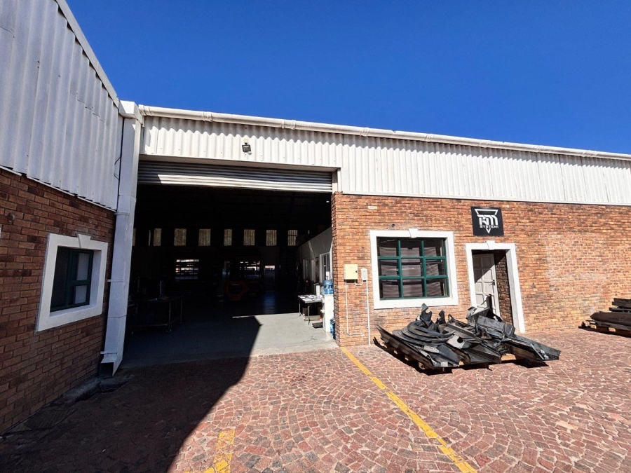 To Let commercial Property for Rent in Montague Gardens Western Cape